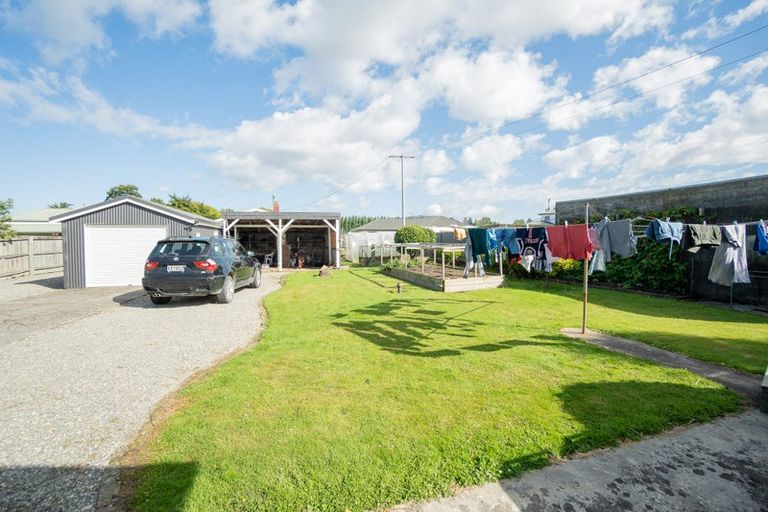 Photo of property in 43 Robertson Street, Gore, 9710