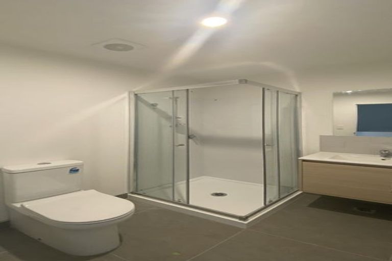 Photo of property in 28 Whai Hua Lane, Mangere Bridge, Auckland, 2022