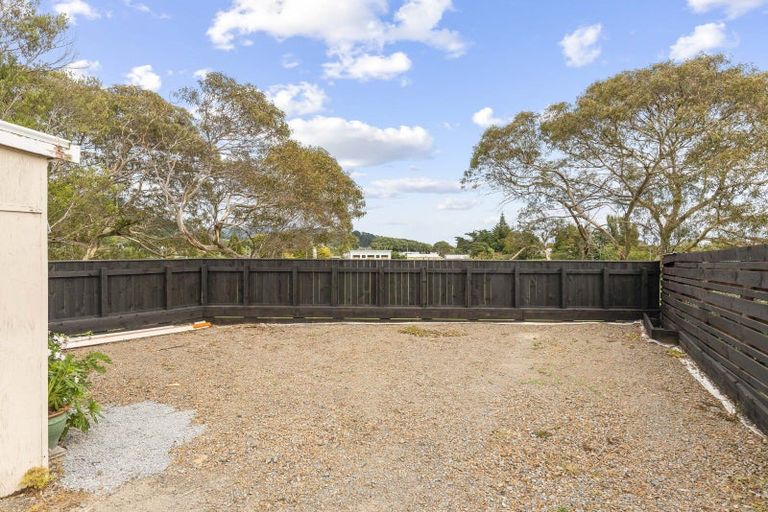 Photo of property in 56 Aorangi Road, Paraparaumu, 5032