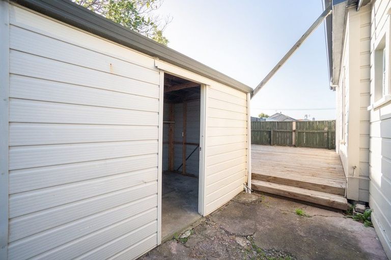 Photo of property in 6 Monckton Street, Feilding, 4702