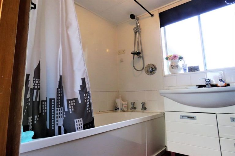 Photo of property in 60 Arundel Crescent, Strathern, Invercargill, 9812