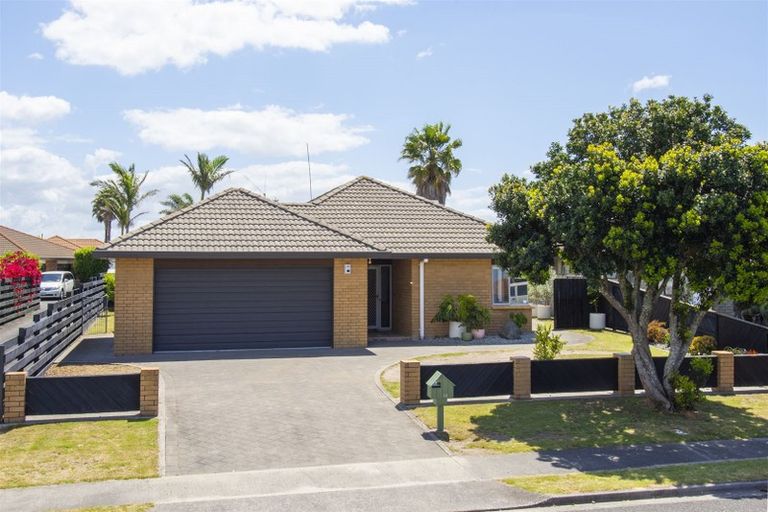 Photo of property in 34 Lotus Avenue, Mount Maunganui, 3116