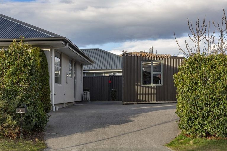 Photo of property in 3 Tudor Lane, Lower Shotover, Queenstown, 9304