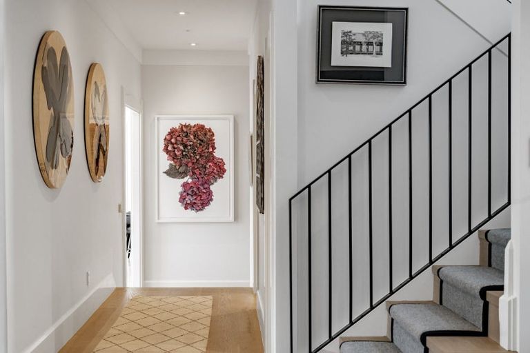 Photo of property in 60 Maungakiekie Avenue, Greenlane, Auckland, 1051