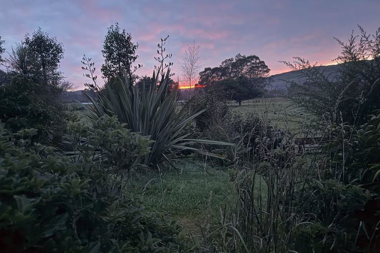 Photo of property in 28 Lambies Road, Scargill, Amberley, 7483