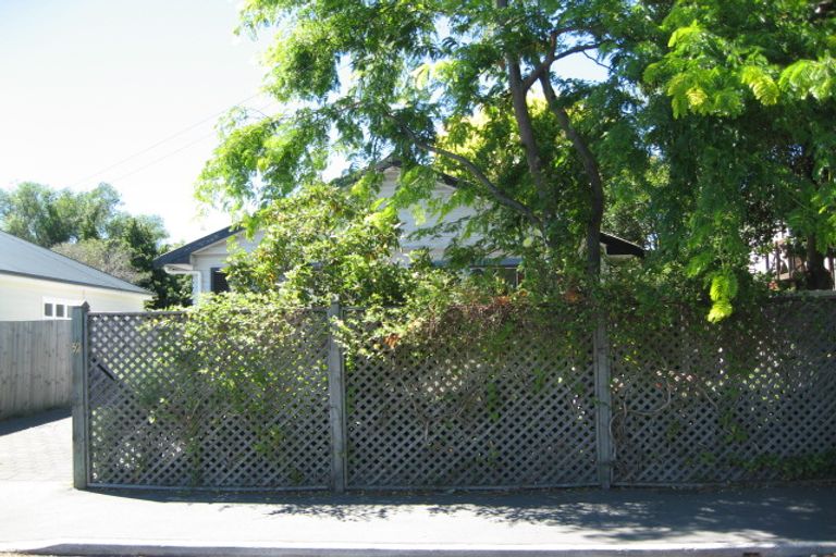 Photo of property in 52 Trafalgar Street, St Albans, Christchurch, 8014