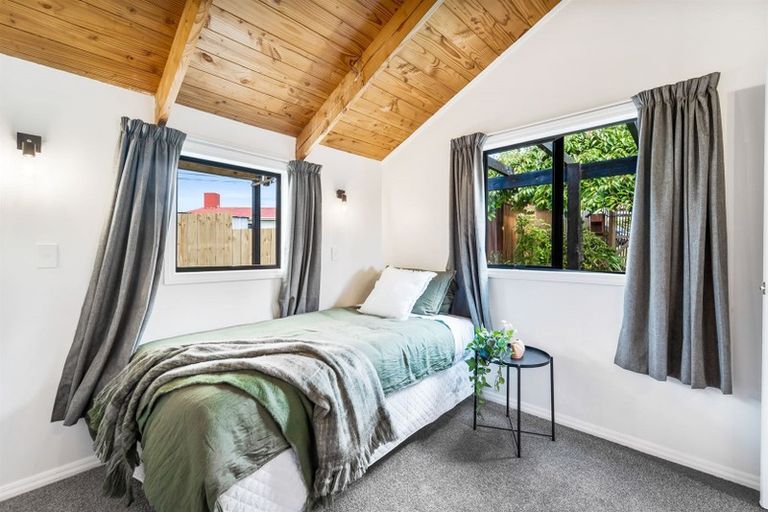 Photo of property in 19 Matai Road, Stanmore Bay, Whangaparaoa, 0932