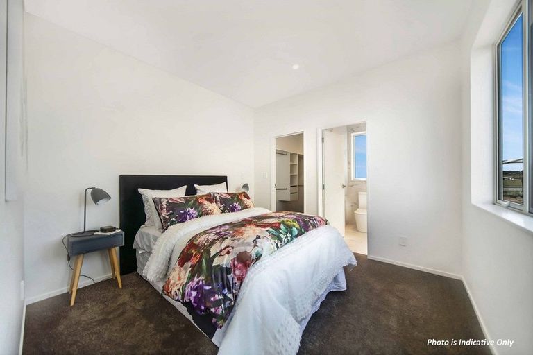 Photo of property in 27 Uatoto Road, Clarks Beach, 2122