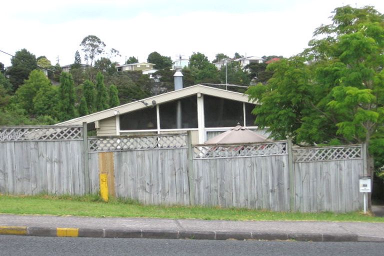 Photo of property in 1/44 Stanley Road, Glenfield, Auckland, 0629