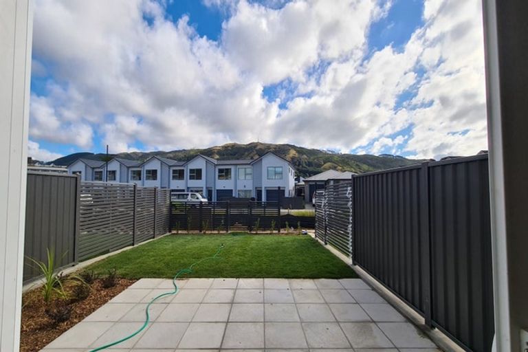 Photo of property in 15 Kamana Way, Kenepuru, Porirua, 5022