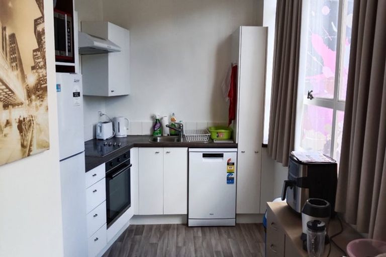 Photo of property in Hume House, 18/152 The Terrace, Wellington Central, Wellington, 6011