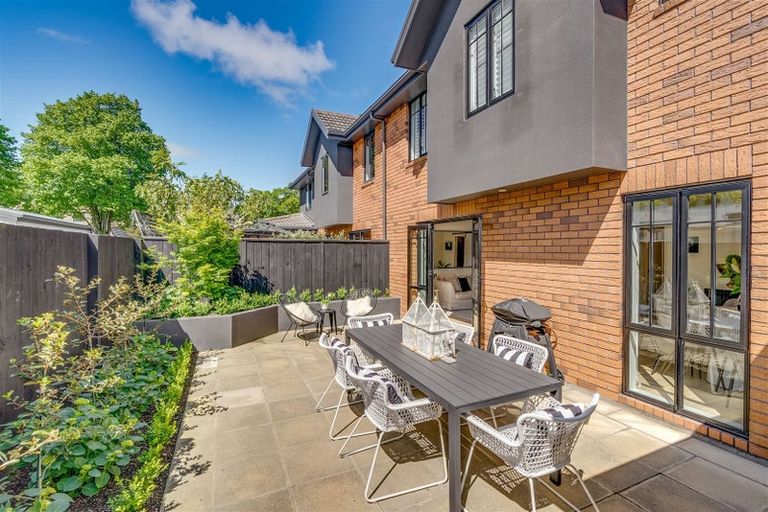 Photo of property in 31a Darvel Street, Riccarton, Christchurch, 8011