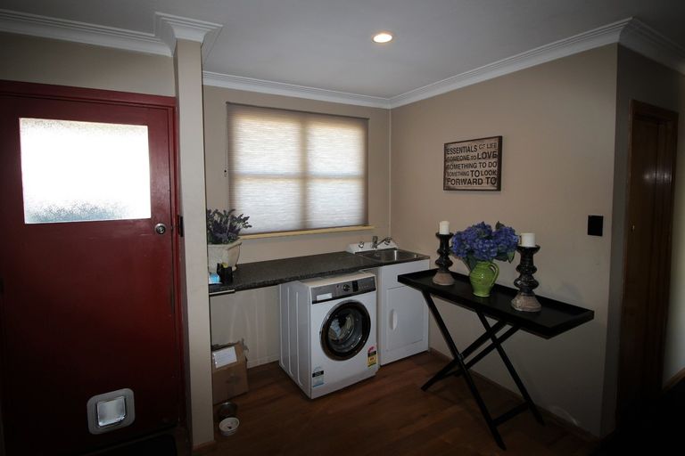 Photo of property in 61 Russell Street, Alexandra, 9320