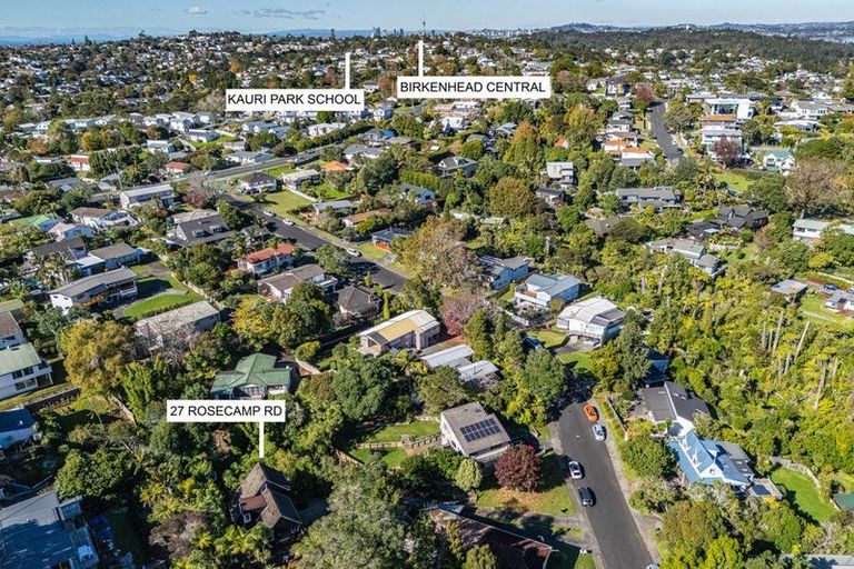 Photo of property in 27 Rosecamp Road, Beach Haven, Auckland, 0626