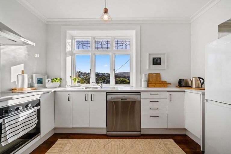 Photo of property in 48 Sefton Street, Wadestown, Wellington, 6012