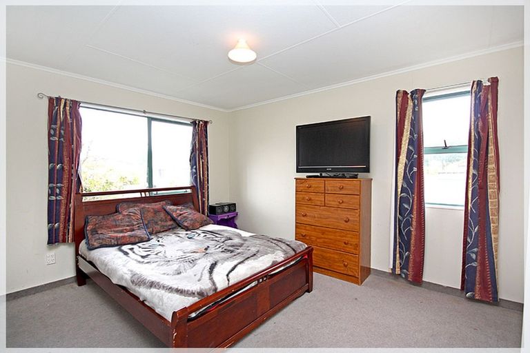 Photo of property in 2079 Tangimoana Road, Tangimoana, Palmerston North, 4473