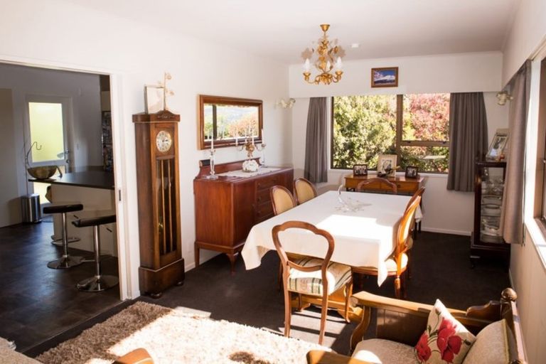 Photo of property in 35 Carluke Street, Paparangi, Wellington, 6037