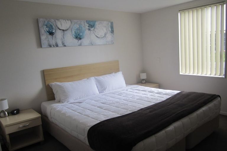Photo of property in 2/30 Opito Way, East Tamaki, Auckland, 2013