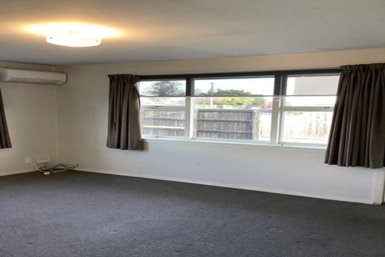 Photo of property in 4/573 Hereford Street, Linwood, Christchurch, 8011