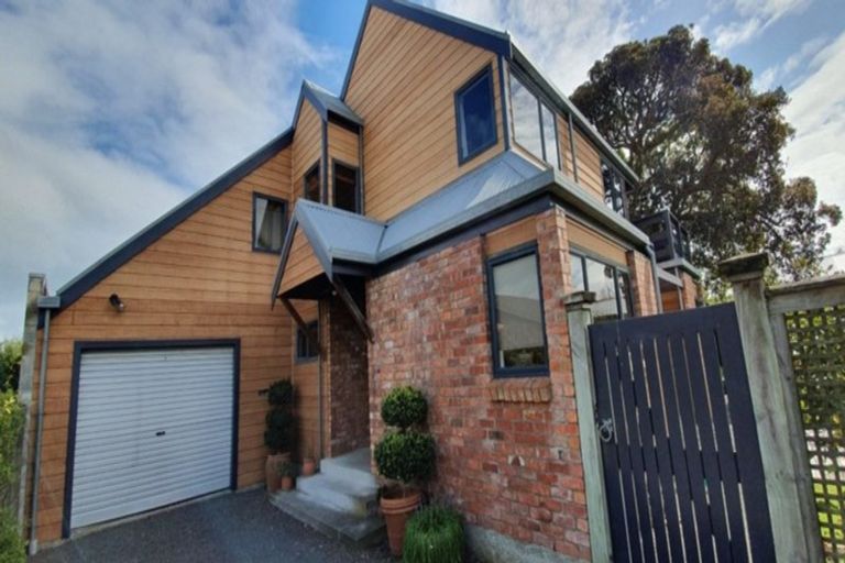 Photo of property in 21 Grey Street, College Estate, Whanganui, 4500