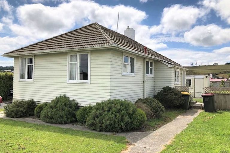 Photo of property in 46 Gormack Street, Balclutha, 9230
