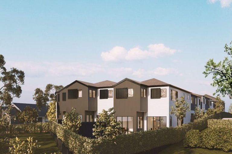 Photo of property in 12 Taupo Street, Green Bay, Auckland, 0604