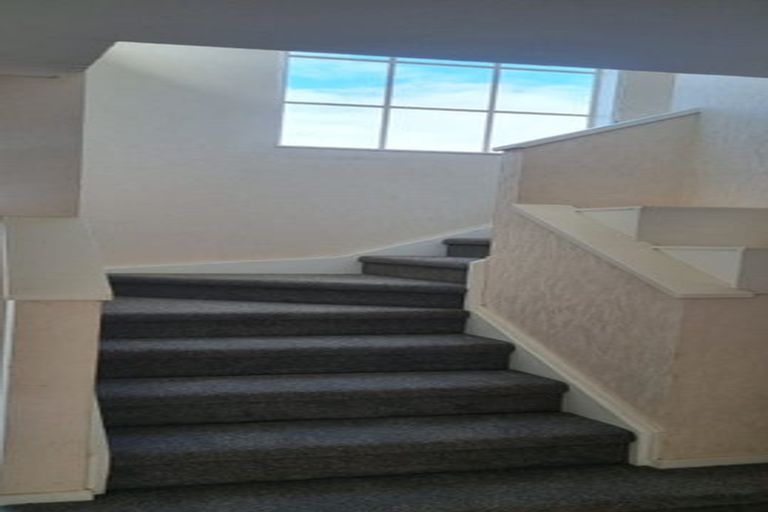 Photo of property in 742a East Coast Road, Pinehill, Auckland, 0630