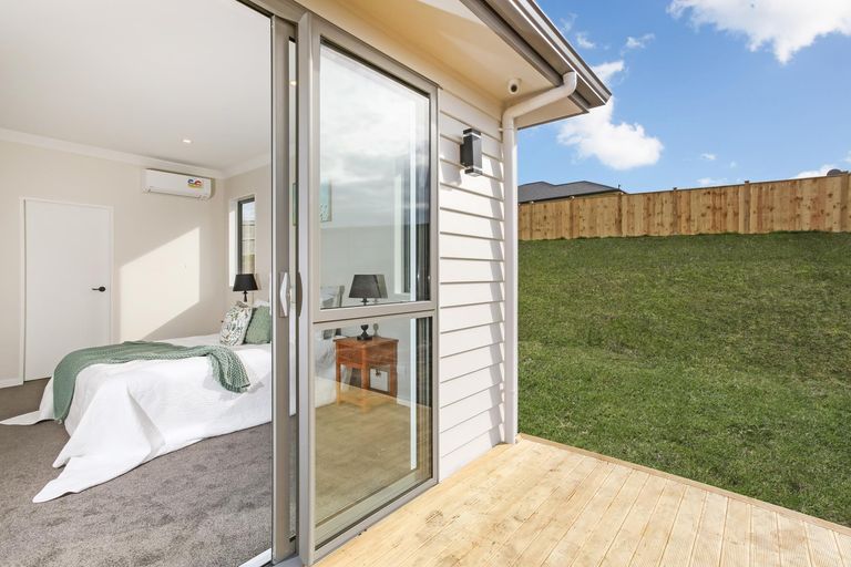 Photo of property in 55 Yashili Drive, Pokeno, 2402