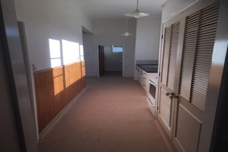 Photo of property in 73 Wilson Street, Newtown, Wellington, 6021