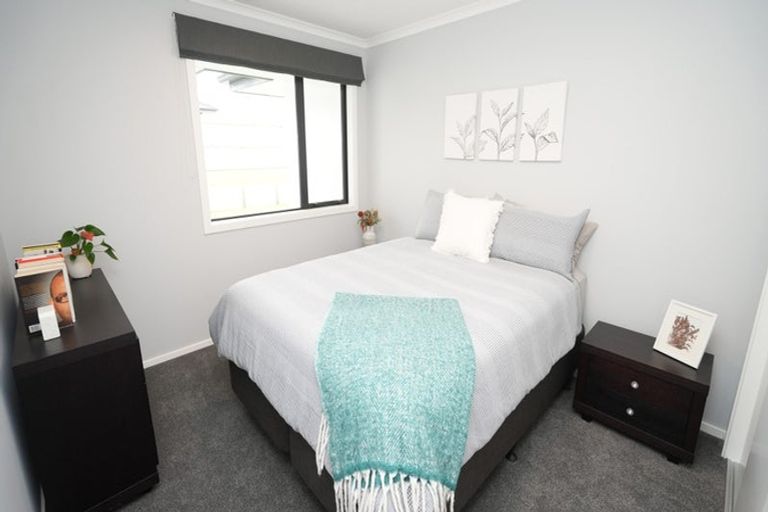 Photo of property in 202 Pacific Drive, Fitzherbert, Palmerston North, 4410