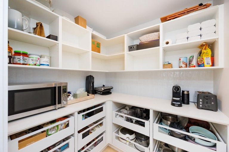 Photo of property in 38 Ashford Avenue, Hokowhitu, Palmerston North, 4410