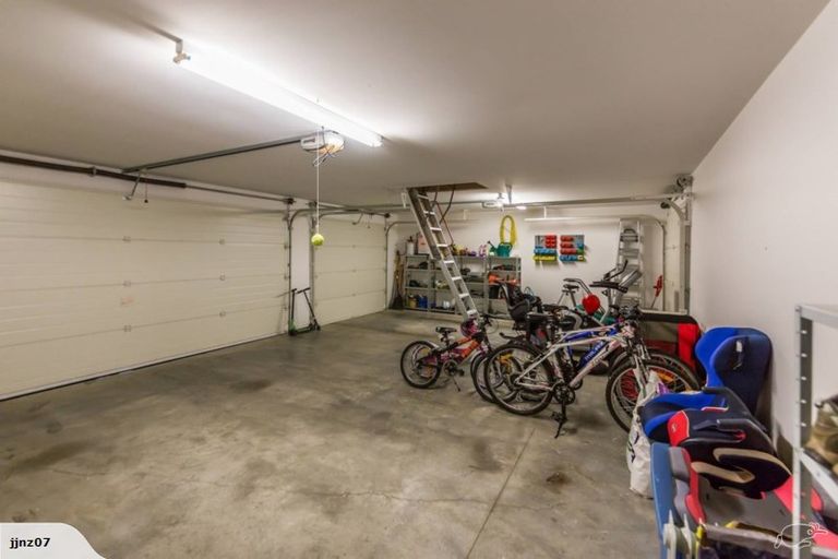 Photo of property in 23 Jacqueline Drive, West Melton, 7618