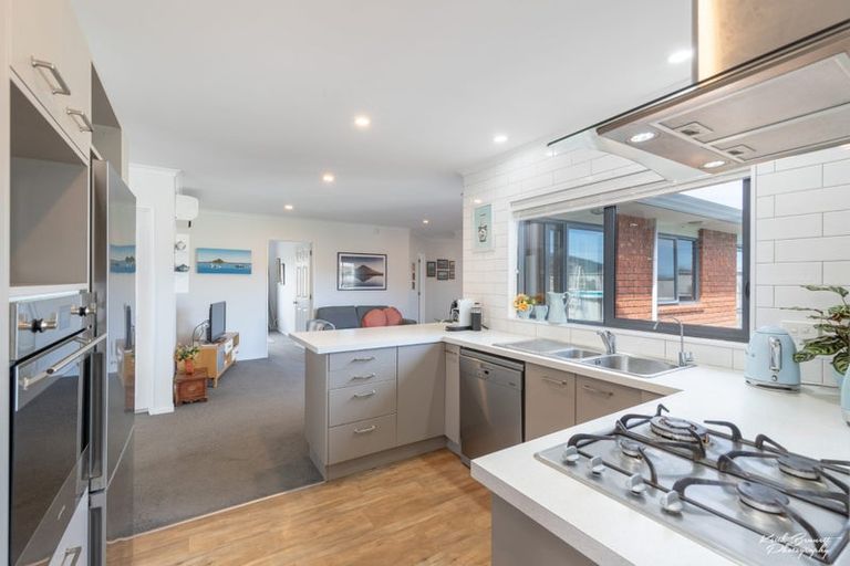 Photo of property in 19 Kelso Grove, Kelson, Lower Hutt, 5010