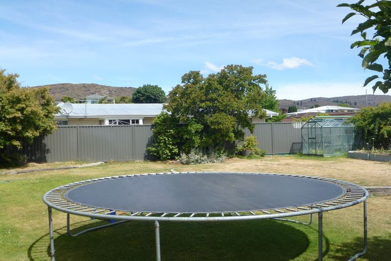 Photo of property in 143 Tarbert Street, Alexandra, 9320