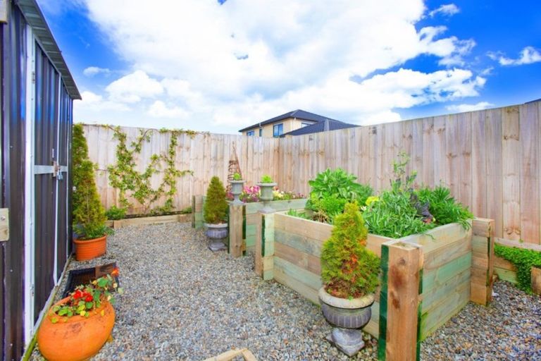 Photo of property in 6 Tilly Lane, Huapai, Kumeu, 0810