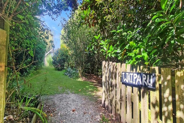 Photo of property in 197 Makirikiri Road, Marton, 4787