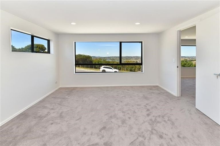 Photo of property in 239 West Hoe Heights, Orewa, 0931