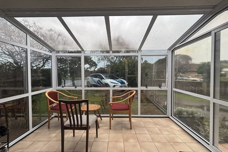 Photo of property in 8 He Awa Crescent, Waikanae, 5036