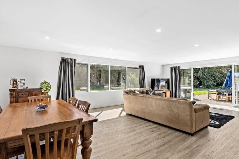 Photo of property in 36 Bridge Street, Coalgate, 7673