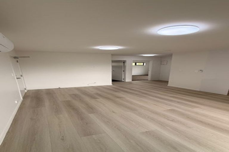 Photo of property in 51 Sharland Avenue, Manurewa, Auckland, 2102