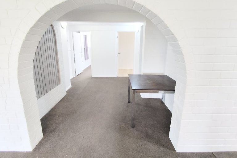 Photo of property in 8 Pasteur Place, New Windsor, Auckland, 0600
