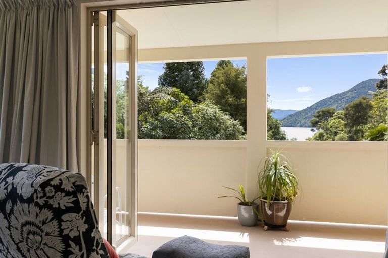 Photo of property in 31 Mccormicks Road, Whatamango Bay, Picton, 7281