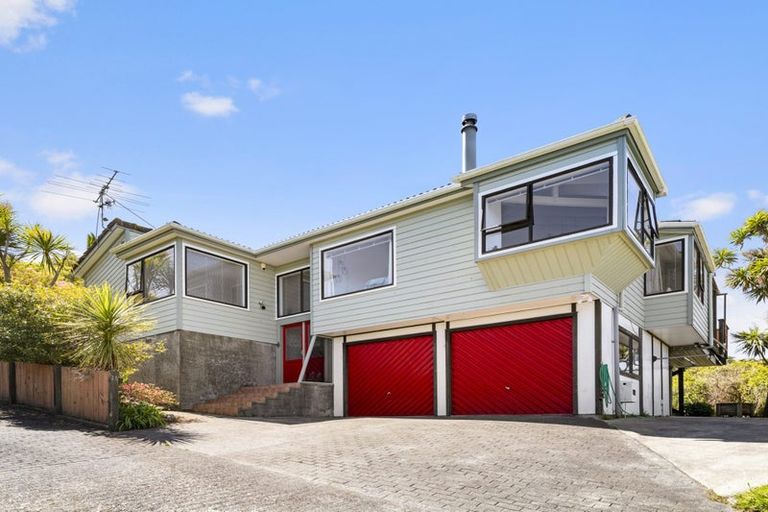 Photo of property in 16 Westpoint Avenue, Harbour View, Lower Hutt, 5010