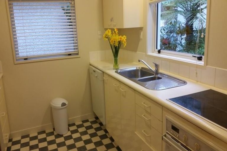 Photo of property in 12/24 Mansfield Avenue, St Albans, Christchurch, 8014