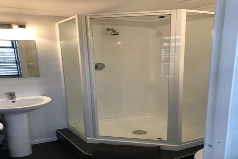 Photo of property in 30 Brougham Street, Mount Victoria, Wellington, 6011