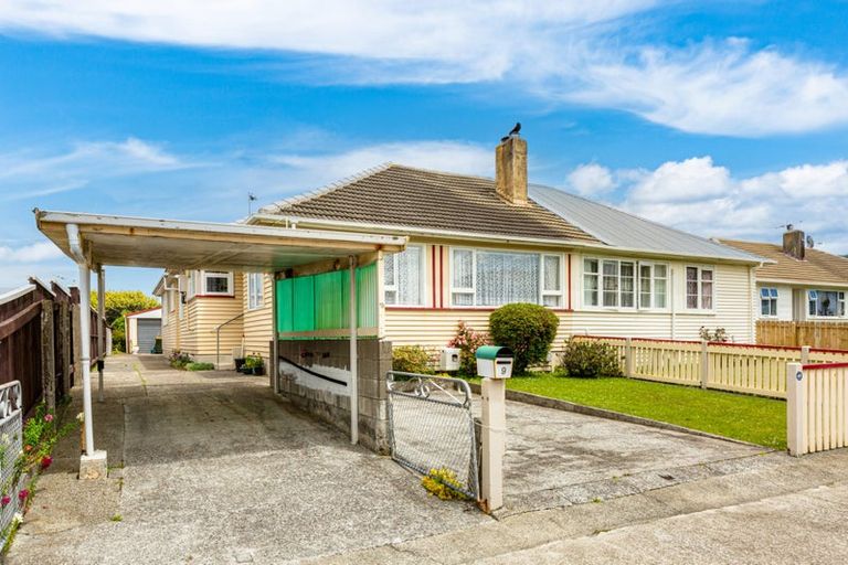 Photo of property in 9 Taine Street, Taita, Lower Hutt, 5011