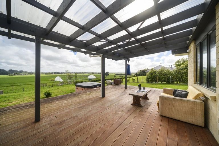 Photo of property in 80 Tokomaru East Road, Tokomaru, Palmerston North, 4474