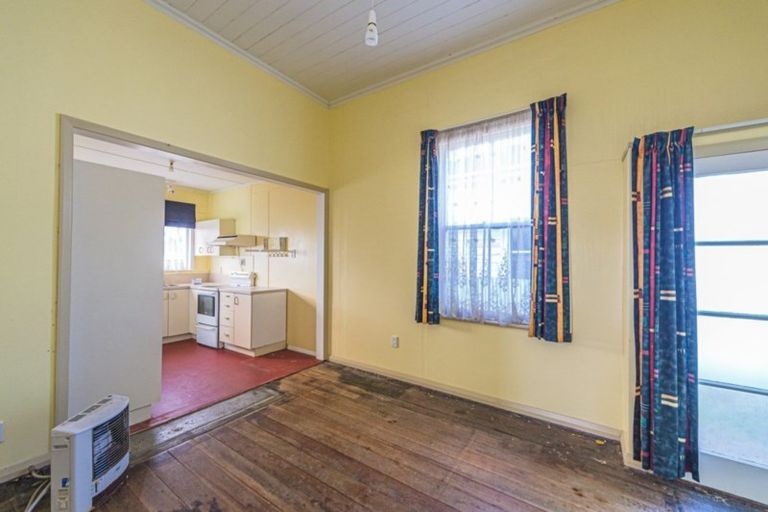 Photo of property in 26 Alma Road, Gonville, Whanganui, 4501