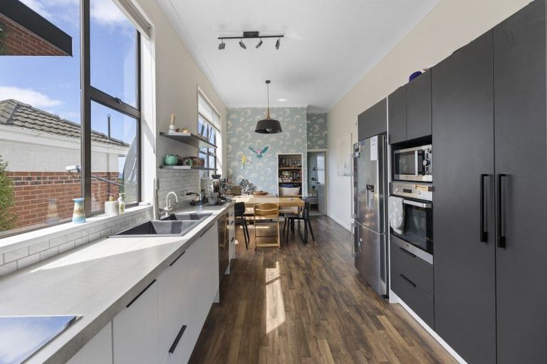 Photo of property in 23 Byron Street, Mornington, Dunedin, 9011