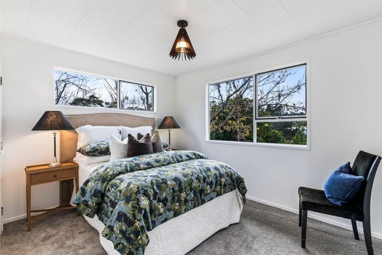 Photo of property in 1/13 Erica Road, Sunnynook, Auckland, 0620